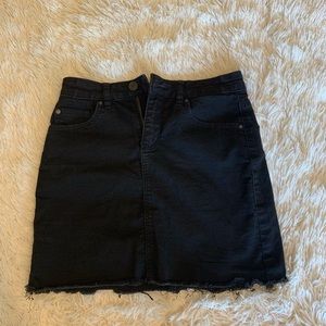 Comfy black denim mini skirt!